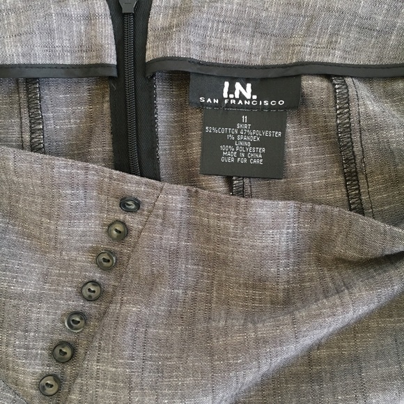 Skirt - Picture 2 of 8